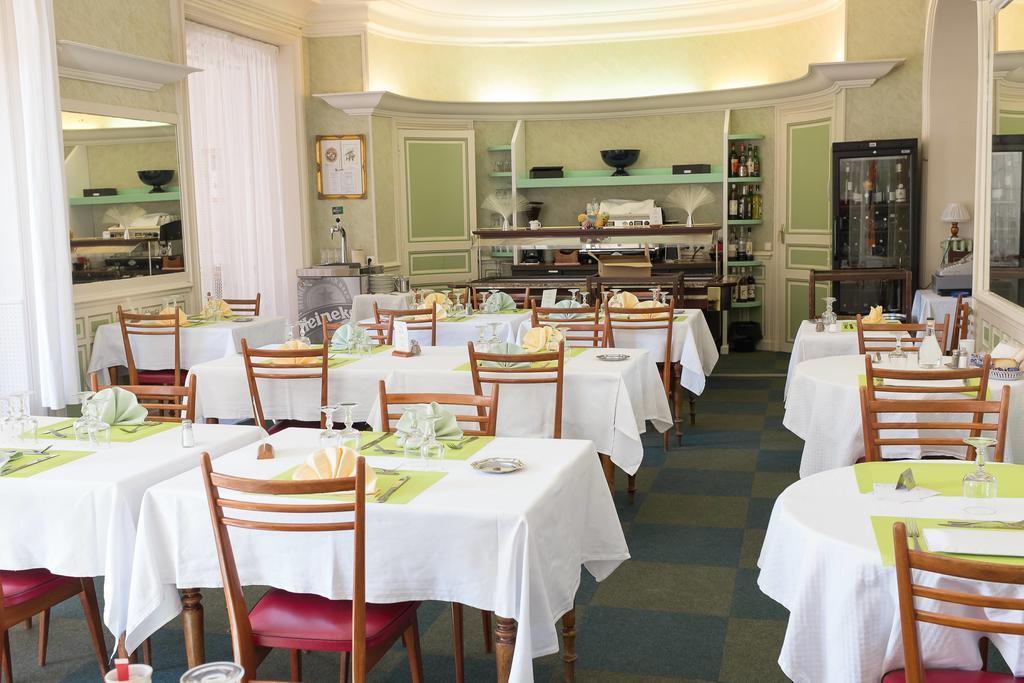 Castel Regina Hotel Châtel-Guyon Esterno foto