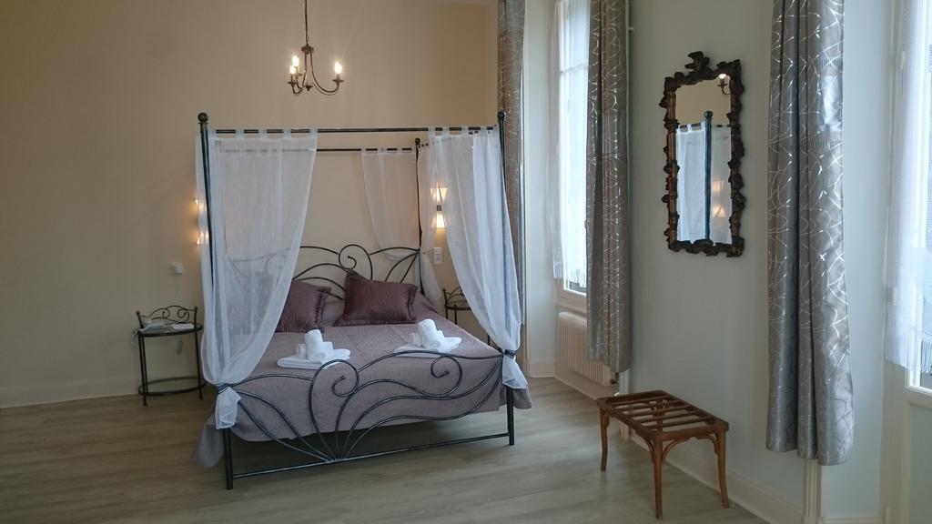 Castel Regina Hotel Châtel-Guyon Esterno foto