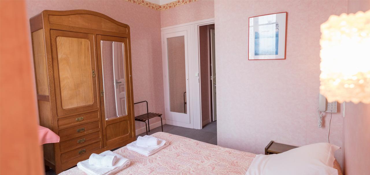 Castel Regina Hotel Châtel-Guyon Esterno foto