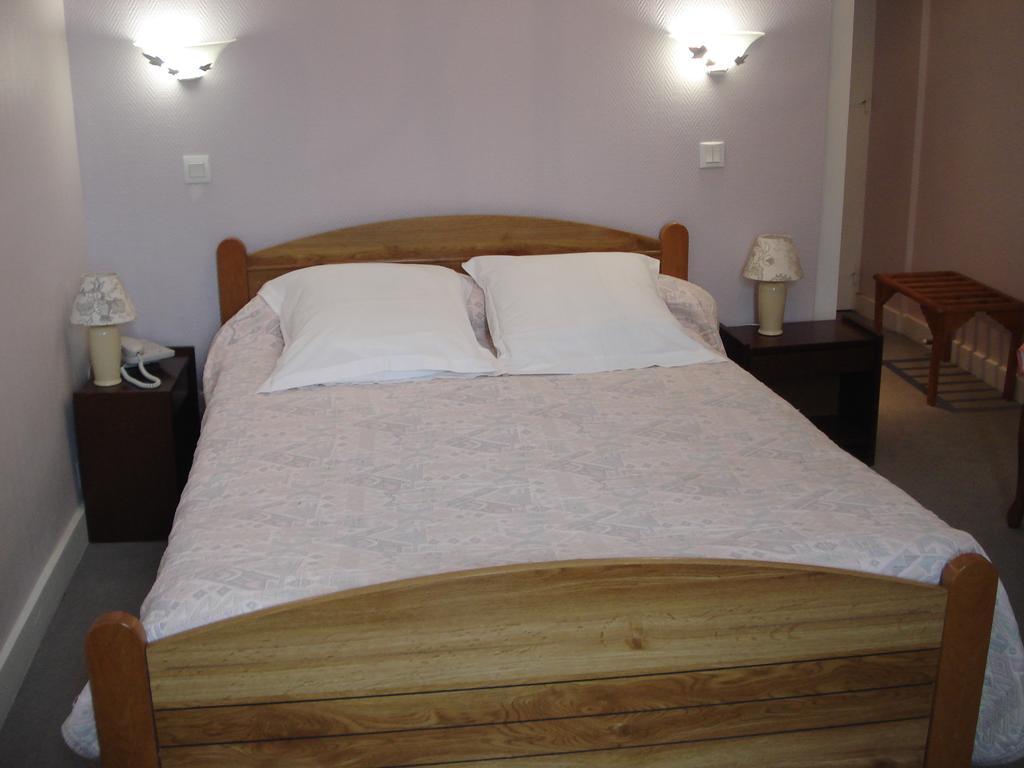 Castel Regina Hotel Châtel-Guyon Esterno foto